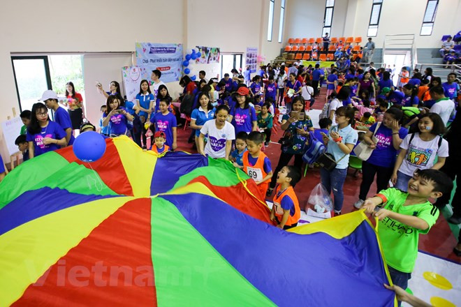 世界自闭症日：努力提高社会对自闭症的认识 ảnh 2