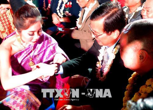 在承天顺化省的老挝留学生欢度传统新年 ảnh 2