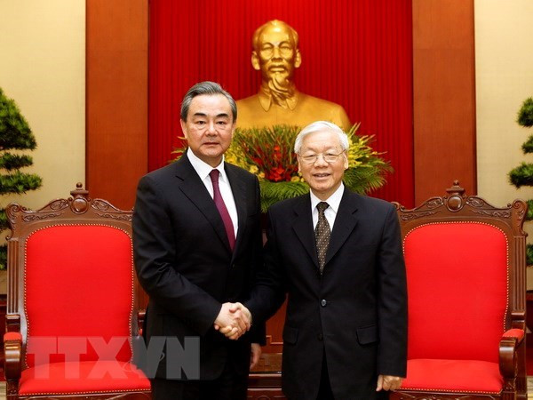 越共中央总书记阮富仲会见中国国务委员兼外交部长王毅 ảnh 1 越共中央总书记阮富仲会见中国国务委员兼外交部长王毅 ảnh 1