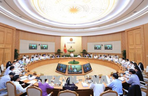 政府总理阮春福:力争实现2018年经济增长达6.7% ảnh 1 政府总理阮春福:力争实现2018年经济增长达6.7% ảnh 1