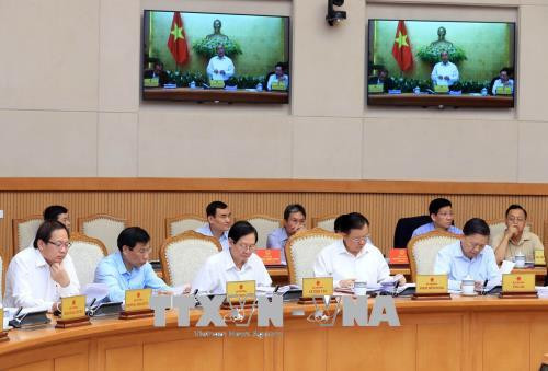 政府总理阮春福:力争实现2018年经济增长达6.7% ảnh 3 政府总理阮春福:力争实现2018年经济增长达6.7% ảnh 3