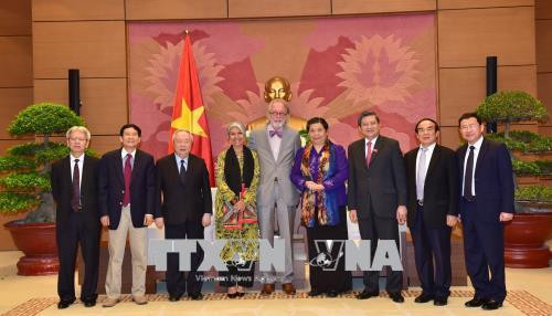 越南国会常务副主席丛氏放会见各国议会联盟前秘书长安德斯 ảnh 2