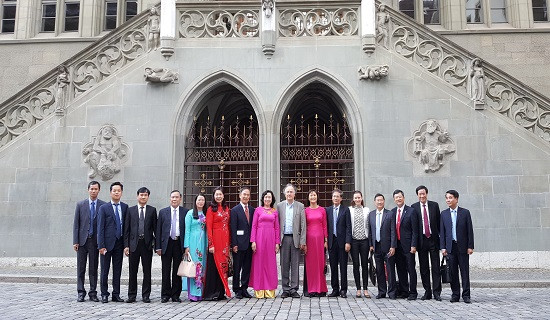 河内市进一步加强与欧洲各城市的合作 ảnh 1