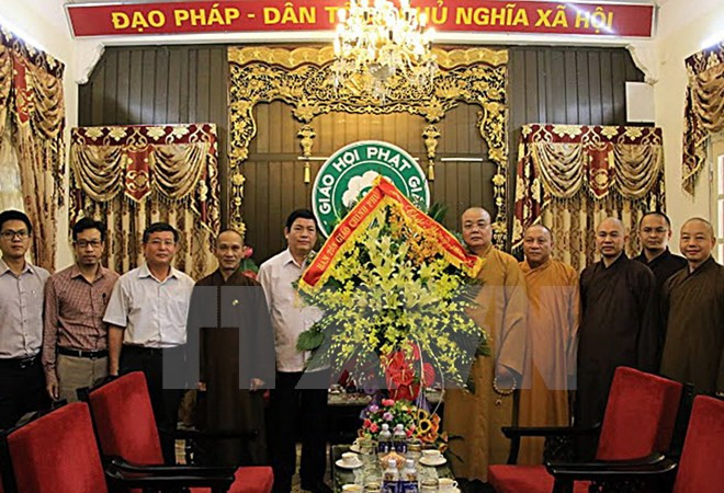 越南政府宗教委员会领导向越南佛教协会教职人员致以盂兰盆节的祝福 ảnh 1