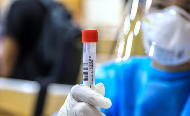 从胡志明市回来的人员必须实施居家隔离7天和3次核酸检测 ảnh 1