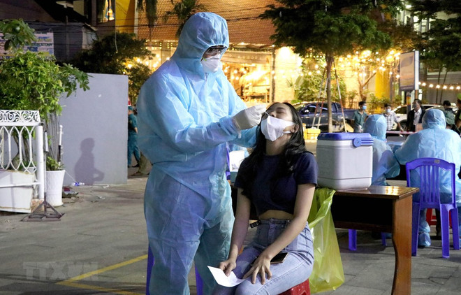 7月3日中午越南新增330例新冠肺炎确诊病例 ảnh 1 7月3日中午越南新增330例新冠肺炎确诊病例 ảnh 1