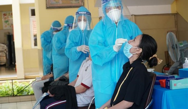 新冠肺炎确诊病例数上升 胡志明市设立更多野战医院 ảnh 1