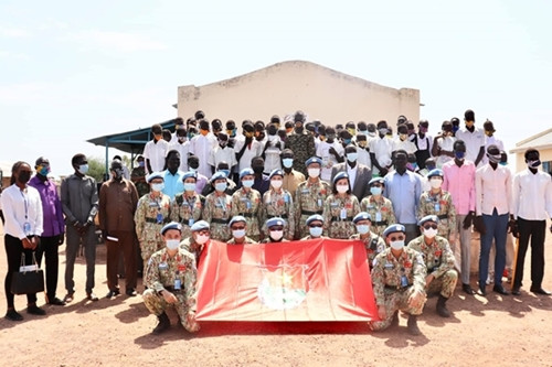 联合国维和军官相信越南蓝色贝雷帽医生的专业技能 ảnh 2 联合国维和军官相信越南蓝色贝雷帽医生的专业技能 ảnh 2