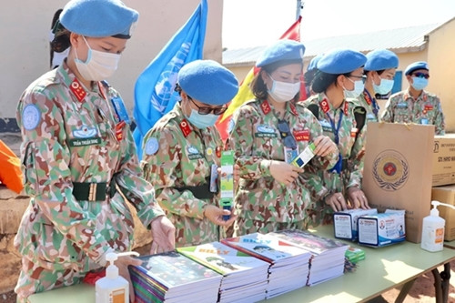 联合国维和军官相信越南蓝色贝雷帽医生的专业技能 ảnh 3 联合国维和军官相信越南蓝色贝雷帽医生的专业技能 ảnh 3