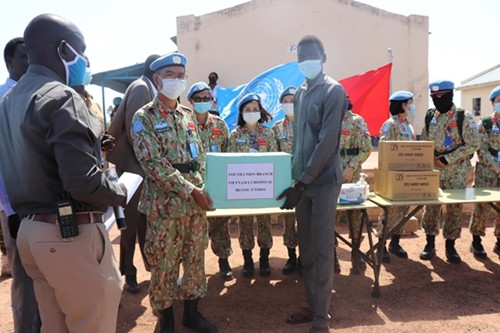 联合国维和军官相信越南蓝色贝雷帽医生的专业技能 ảnh 4 联合国维和军官相信越南蓝色贝雷帽医生的专业技能 ảnh 4