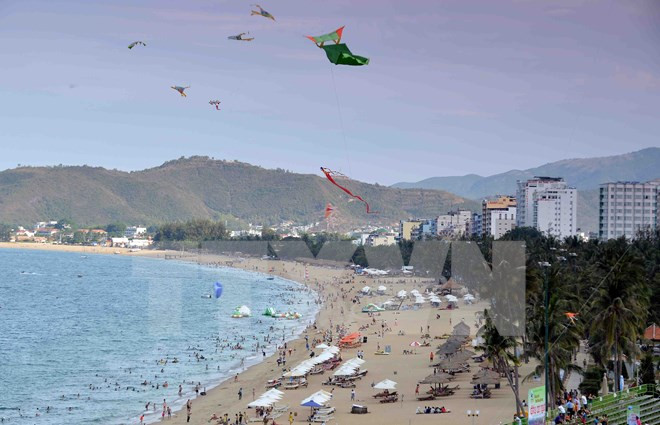 2017年上半年越南庆和省接待游客量逾260万人次 ảnh 1