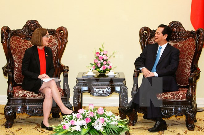越南政府总理阮晋勇会见美国俄勒冈州州长凯特•布朗 ảnh 1 越南政府总理阮晋勇会见美国俄勒冈州州长凯特•布朗 ảnh 1