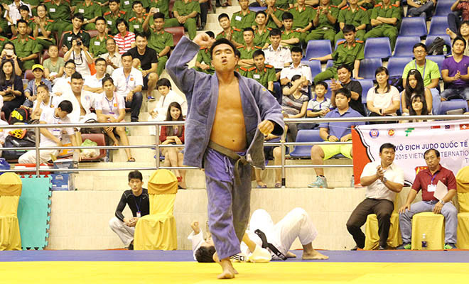 2015年越南国际柔道锦标赛：越南队居首位 ảnh 1