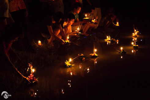 泰国水灯节首次亮相越南 ảnh 2 泰国水灯节首次亮相越南 ảnh 2