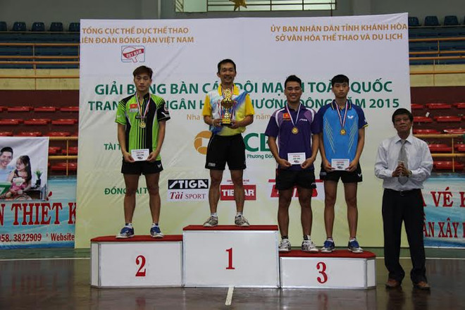 2015年全国俱乐部乒乓球锦标赛：段建国和梅黄美妆分别获男女单冠军 ảnh 1