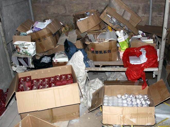 加强走私和商业欺行防治工作 ảnh 1 加强走私和商业欺行防治工作 ảnh 1