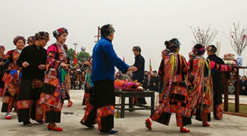 河江岩石高原上倮倮族的求雨节 ảnh 1