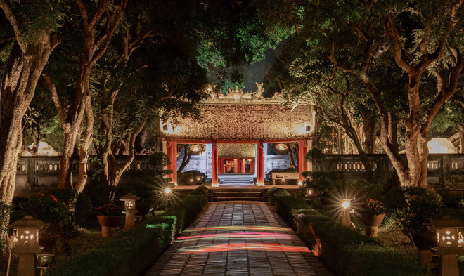 夜游文庙国子监弘扬越南智慧 ảnh 1 夜游文庙国子监弘扬越南智慧 ảnh 1