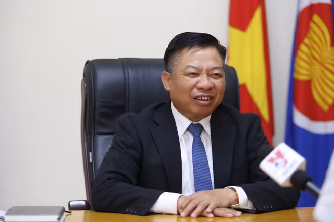柬埔寨驻越大使阮辉曾:柬埔寨首相洪玛奈访越之行推动越柬关系迈上新高度 ảnh 1 柬埔寨驻越大使阮辉曾:柬埔寨首相洪玛奈访越之行推动越柬关系迈上新高度 ảnh 1