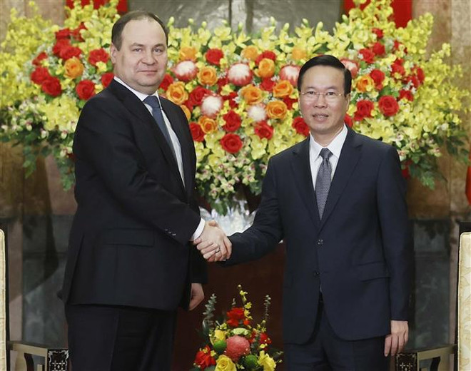 越南国家主席武文赏会见白俄罗斯总理罗曼·戈洛夫琴科 ảnh 1 越南国家主席武文赏会见白俄罗斯总理罗曼·戈洛夫琴科 ảnh 1