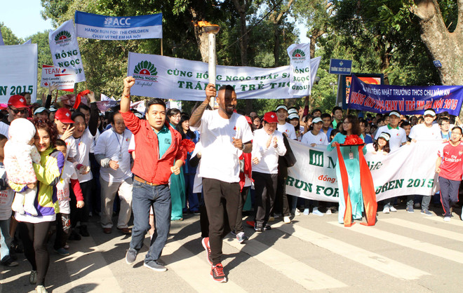 "为河内儿童跑步活动”吸引数千人前来参加 ảnh 1 "为河内儿童跑步活动”吸引数千人前来参加 ảnh 1