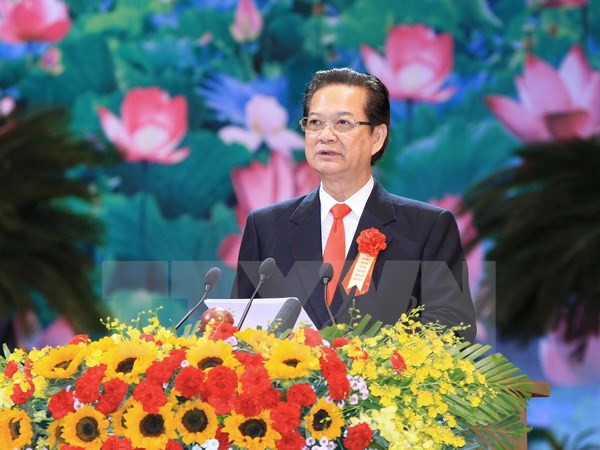 越南政府总理阮晋勇发起2016-2020年阶段全国爱国竞赛 ảnh 1 越南政府总理阮晋勇发起2016-2020年阶段全国爱国竞赛 ảnh 1