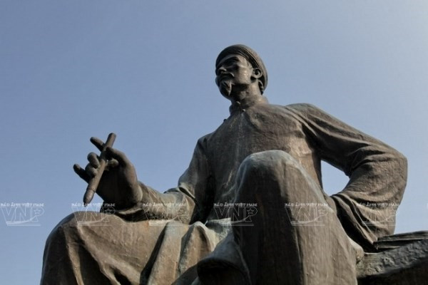 阮攸名著——与世长存的文化遗产 ảnh 1 阮攸名著——与世长存的文化遗产 ảnh 1