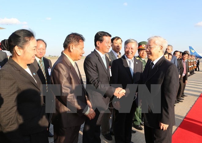 越共中央总书记阮富仲向老挝人革党中央总书记、老挝国家主席本扬•沃拉吉致感谢电 ảnh 1 越共中央总书记阮富仲向老挝人革党中央总书记、老挝国家主席本扬•沃拉吉致感谢电 ảnh 1