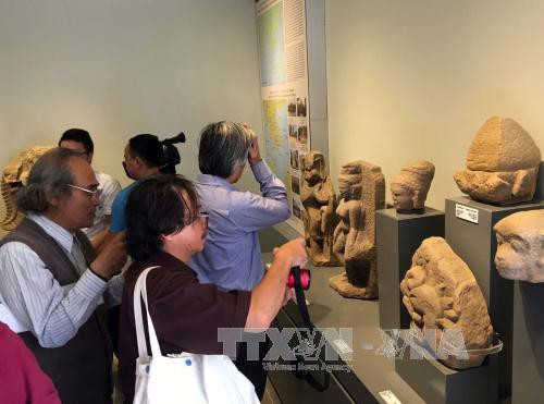 占族文物展在顺化宫廷文物博物馆举办 ảnh 1 占族文物展在顺化宫廷文物博物馆举办 ảnh 1