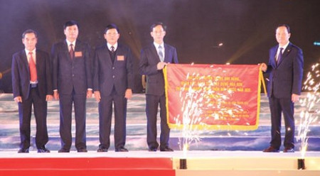 巴亭起义130周年纪念典礼在清化省举行 ảnh 1 巴亭起义130周年纪念典礼在清化省举行 ảnh 1