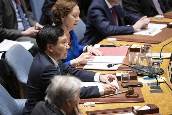 越南与联合国安理会:政府副总理兼外长范平明主持公开辩论会 ảnh 1 越南与联合国安理会:政府副总理兼外长范平明主持公开辩论会 ảnh 1