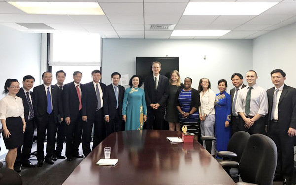 河内市与加拿大和美国各地方加强全面合作 ảnh 5