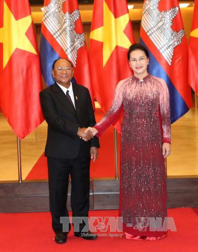 越南国会主席阮氏金银与柬埔寨国会主席韩桑林举行会谈 ảnh 2 越南国会主席阮氏金银与柬埔寨国会主席韩桑林举行会谈 ảnh 2