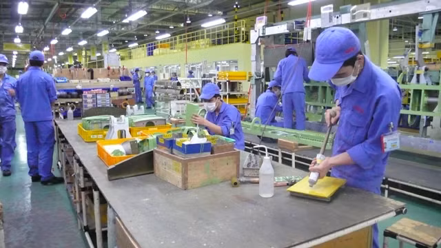  河内市着力完成2017年各项经济社会发展目标 ảnh 1