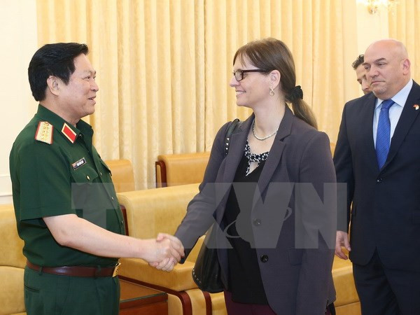 吴春历大将会见以色列驻越大使埃隆·沙哈尔 ảnh 1 吴春历大将会见以色列驻越大使埃隆·沙哈尔 ảnh 1