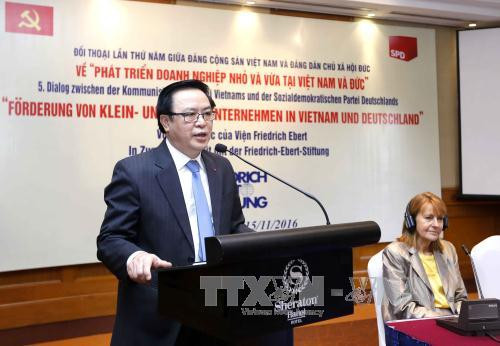 越南共产党与德国社会民主党第五次对话会在河内举行 ảnh 1 越南共产党与德国社会民主党第五次对话会在河内举行 ảnh 1