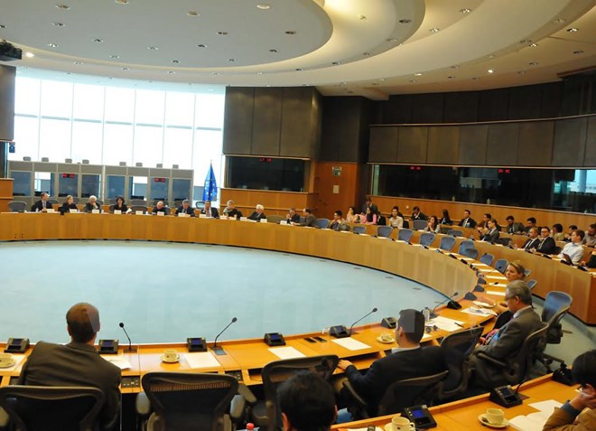 “欧盟—越南:推动贸易关系迈上新台阶”研讨会在比利时举行 ảnh 1 “欧盟—越南:推动贸易关系迈上新台阶”研讨会在比利时举行 ảnh 1