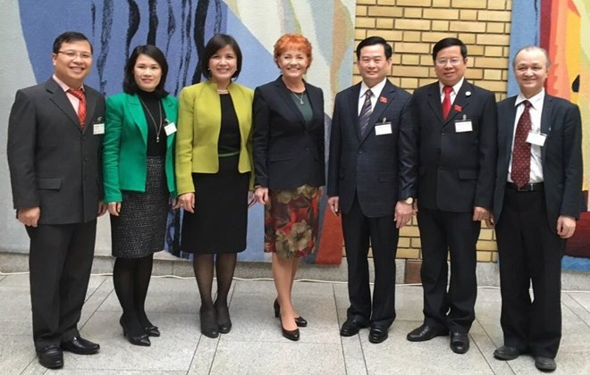 越南国会司法委员会访问挪威 ảnh 1 越南国会司法委员会访问挪威 ảnh 1