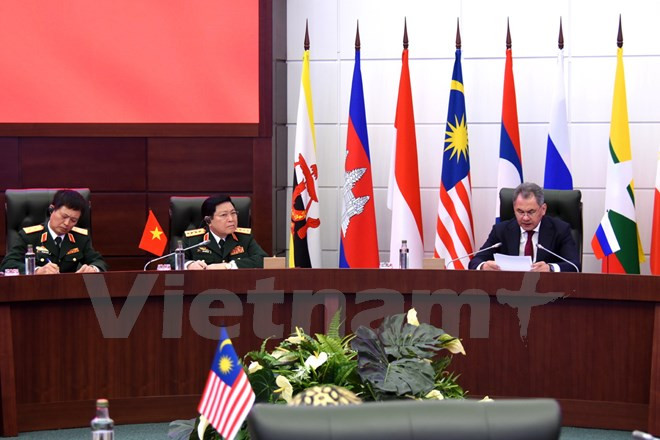 国防部长吴春历:越南愿通过双边和多边合作渠道加强同俄罗斯的合作关系 ảnh 1 国防部长吴春历:越南愿通过双边和多边合作渠道加强同俄罗斯的合作关系 ảnh 1