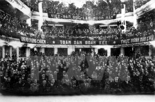 越南首次普选70周年:最高国家权力机关的新地位 ảnh 1 越南首次普选70周年:最高国家权力机关的新地位 ảnh 1