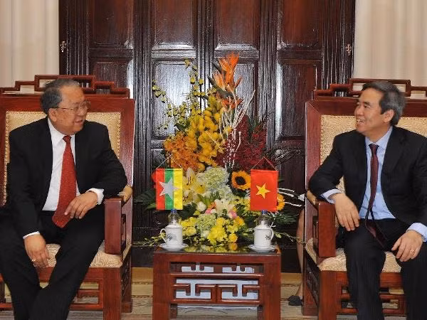 越缅两国中央银行加强合作 ảnh 1