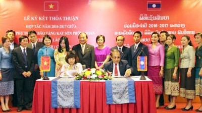 越南胡志明博物馆与老挝凯山·丰威汉博物馆加强合作 ảnh 1 越南胡志明博物馆与老挝凯山·丰威汉博物馆加强合作 ảnh 1