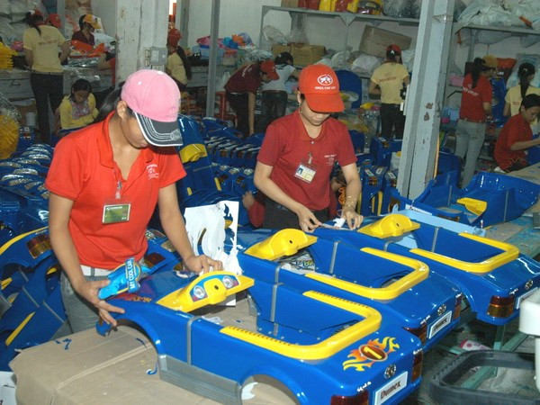 今年前7个月加工产品出口额占出口总额的77.9% ảnh 1