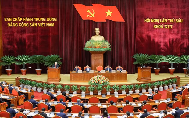 越共十三届六中全会第四个工作日 ảnh 1