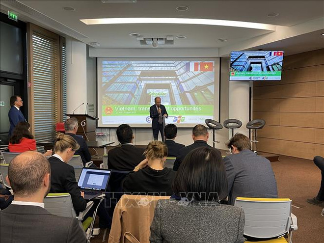 越南数字转型和能源转换中的商机座谈会在法国巴黎举行 ảnh 1 越南数字转型和能源转换中的商机座谈会在法国巴黎举行 ảnh 1