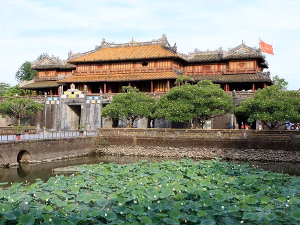 加强国际合作 保护与弘扬顺化文化遗产价值 ảnh 2 加强国际合作 保护与弘扬顺化文化遗产价值 ảnh 2