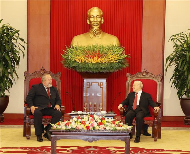 古巴总理曼努埃尔·马雷罗·克鲁斯圆满结束对越南的正式友好访问 ảnh 1 古巴总理曼努埃尔·马雷罗·克鲁斯圆满结束对越南的正式友好访问 ảnh 1
