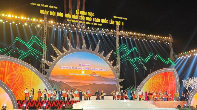 瑶族同胞传统文化闪亮登场 ảnh 1 瑶族同胞传统文化闪亮登场 ảnh 1