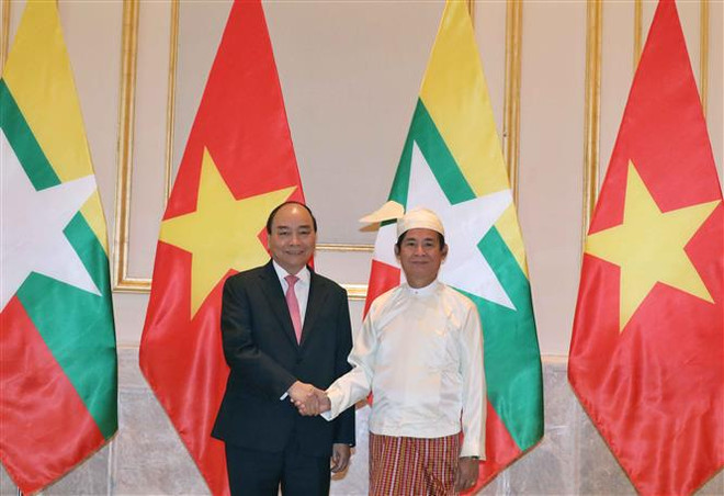 越南政府总理阮春福会见缅甸总统 ảnh 1 越南政府总理阮春福会见缅甸总统 ảnh 1