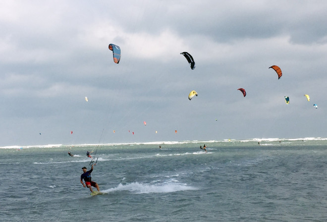 宁顺省举行2019年宁楚风筝帆板节 ảnh 1